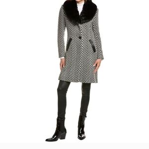 💕Via Spiga Black and White Chevron Trench Coat💕